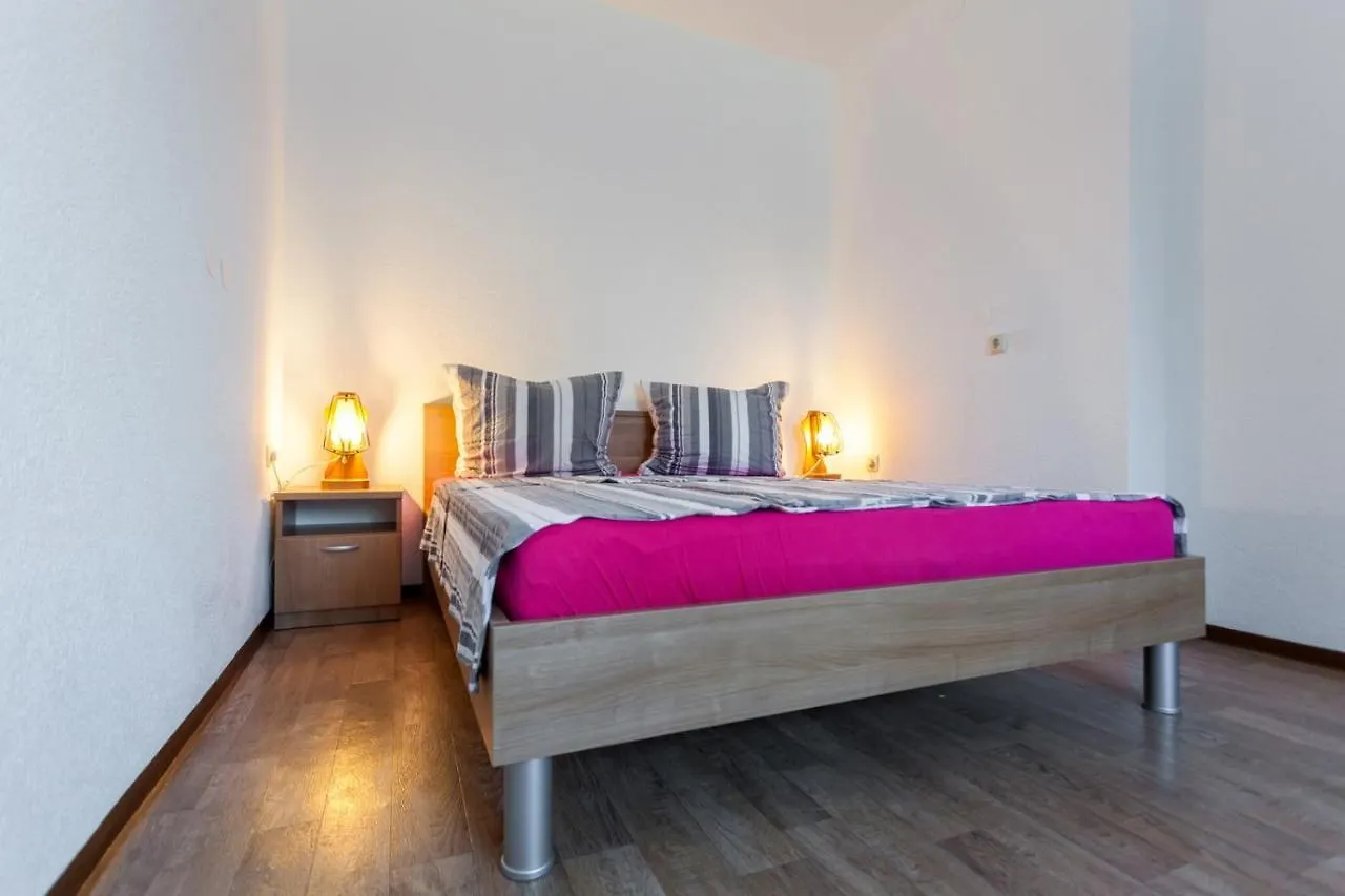 Apartments Ivo Porat  0*, Porat (Krk)