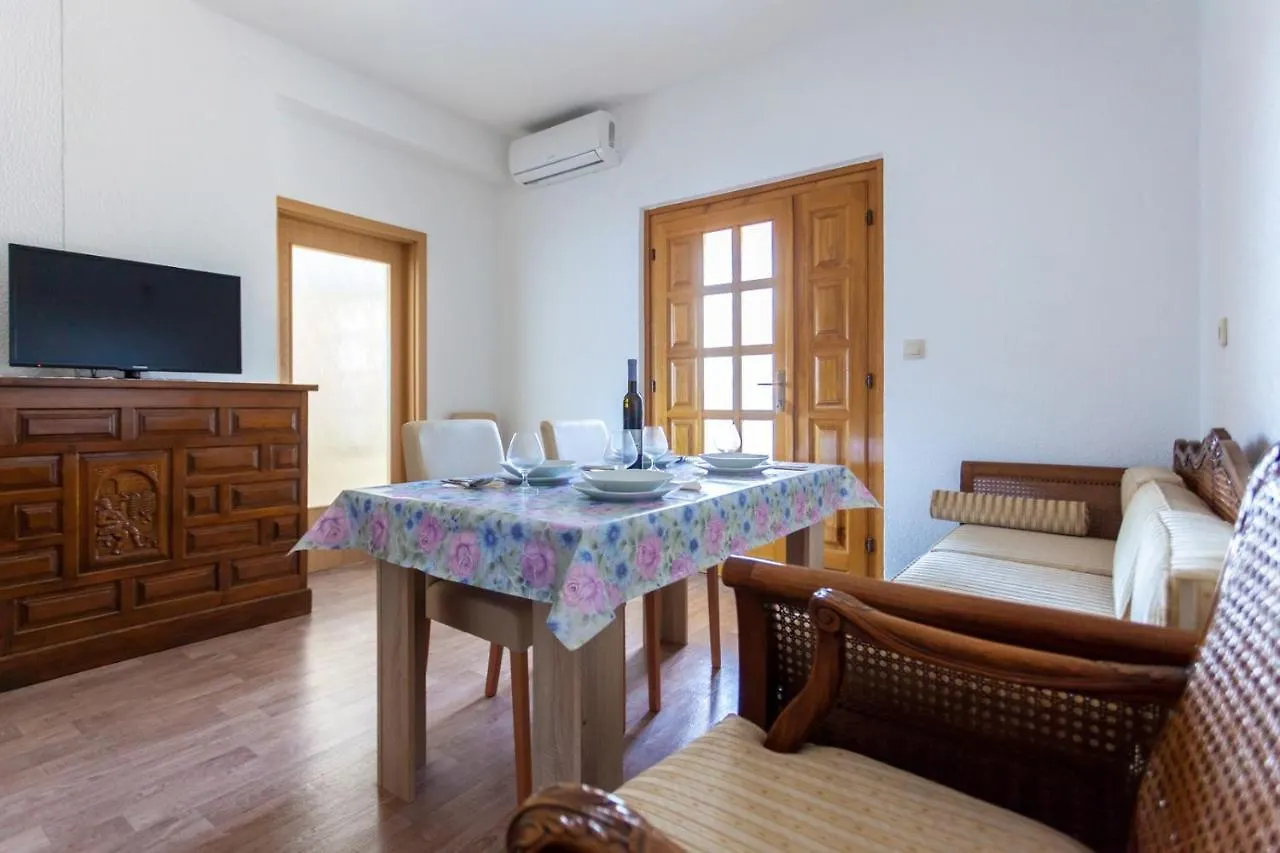Apartments Ivo Porat  0*, Porat (Krk) Croaţia