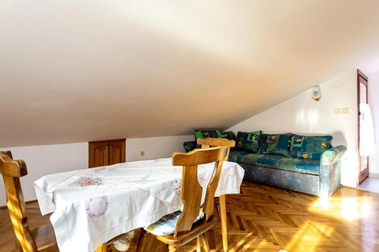Affittacamere Apartments Ivo Porat